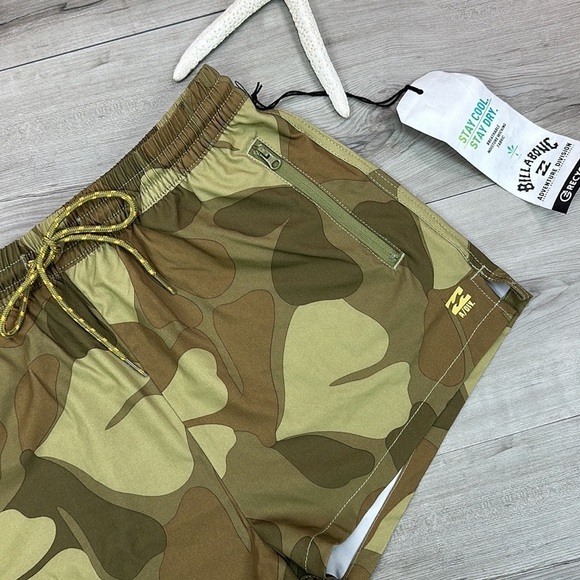 ☀️BILLABONG☀️ ADVENTURE SHORT - Picture 5 of 12